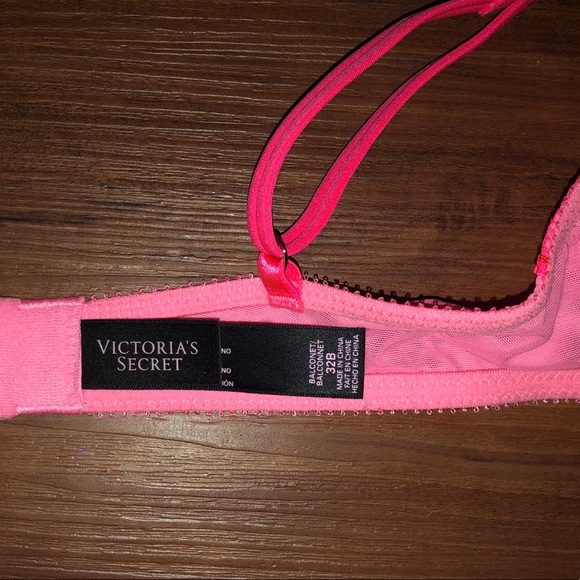 NWOT - Victoria’s Secret Balconette Bra - 32B - Picture 4 of 7
